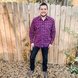 Wrangler Pearl Snap Red and Blue Plaid Button down